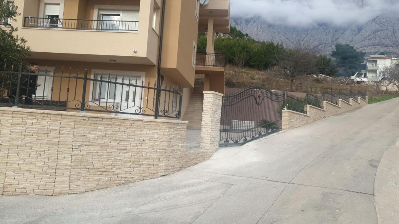 Hotel Ferdo 1 Makarska Esterno foto